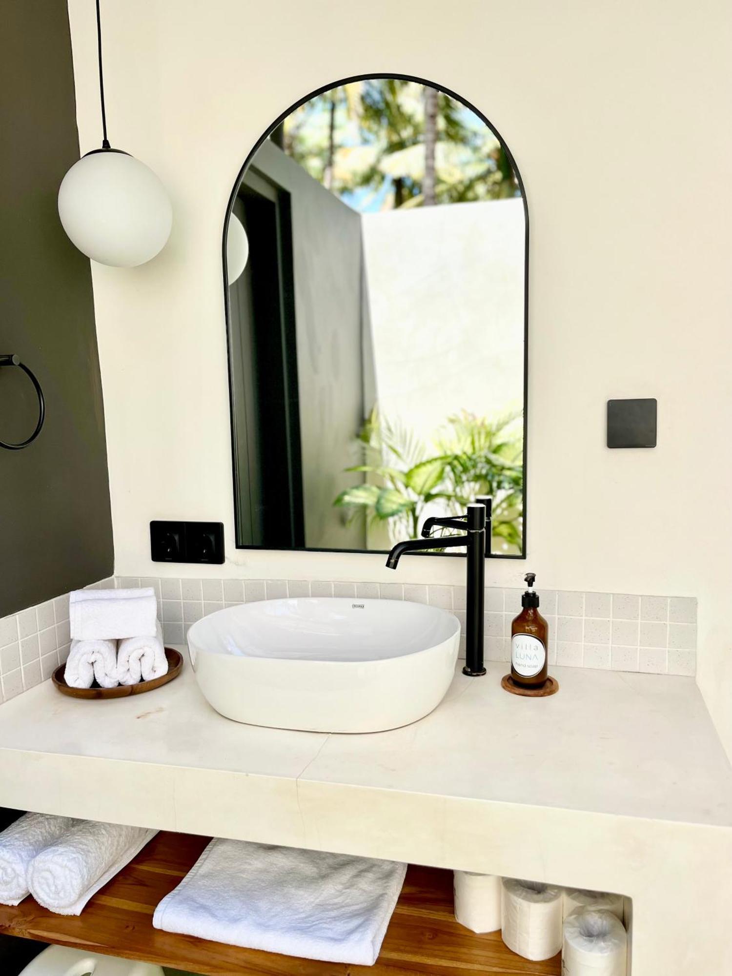 Villa Luna - Gili Islands Exterior photo